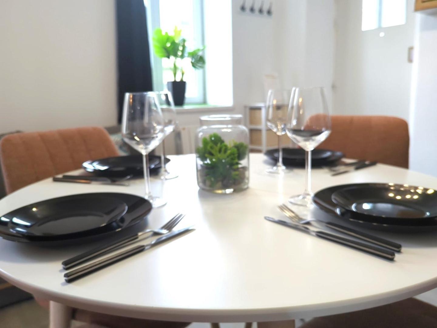 Bel Appartement Meximieux Centre Ville 2 Chambres Екстериор снимка
